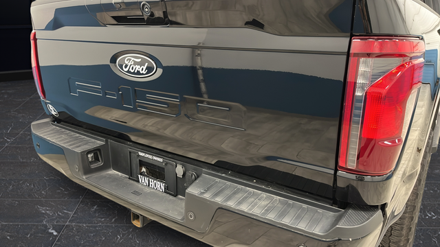 Used 2024 Agate Black Metallic Ford XLT image 38