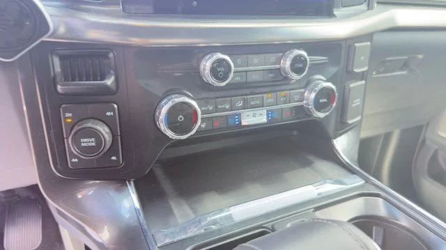Used 2023 White Ford Lariat image 24