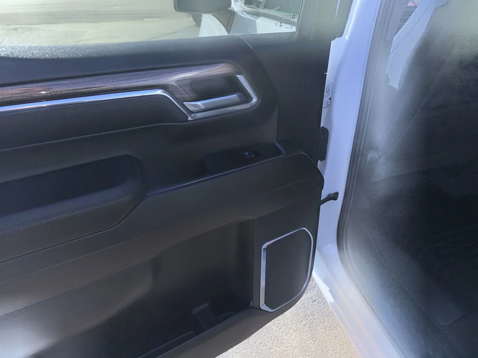 2025 Chevrolet Silverado 1500 LT - Photo 16