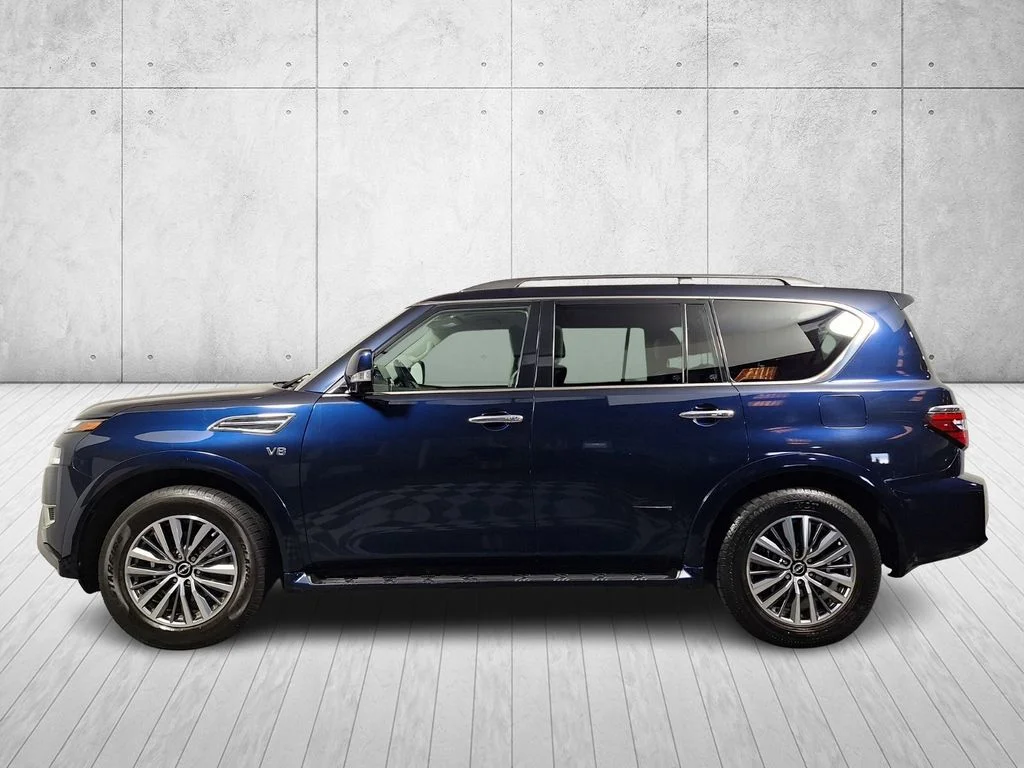 Used 2022 Blue Pearl Nissan SL image 8