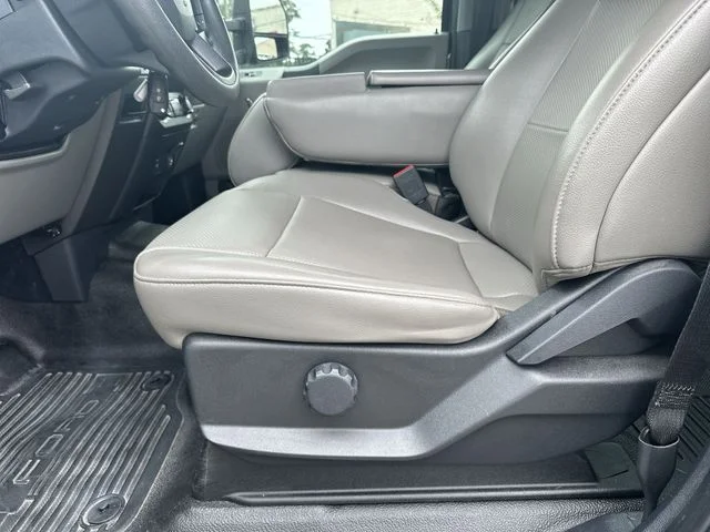 Used 2022 Gray Ford XL image 13