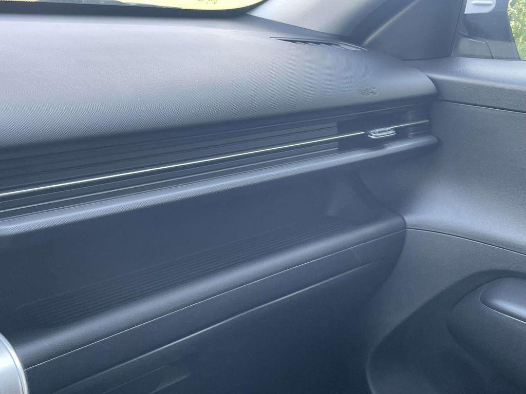 New 2026 Gray Hyundai SE FWD image 29