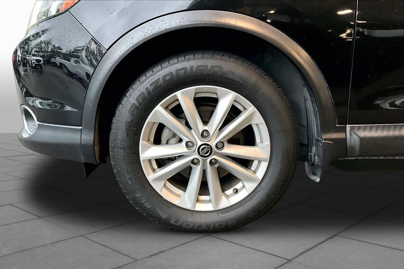 Used 2019 Magnetic Black Pearl Nissan SV image 11