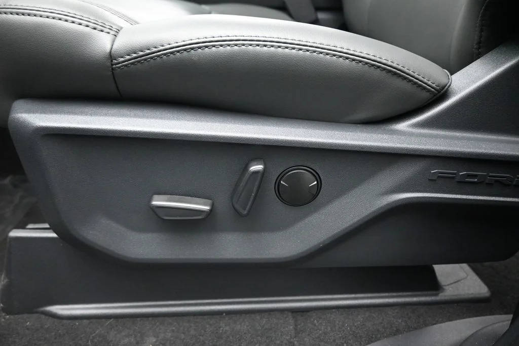 New 2026 Agate Black Metallic Ford Active image 10
