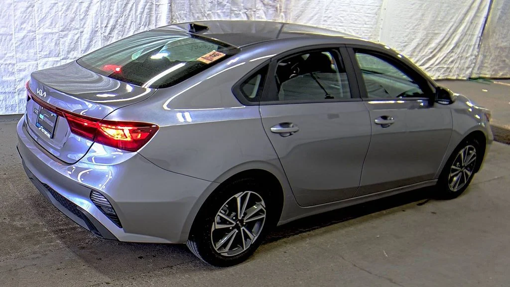 Used 2024 Gray Kia LXS image 4