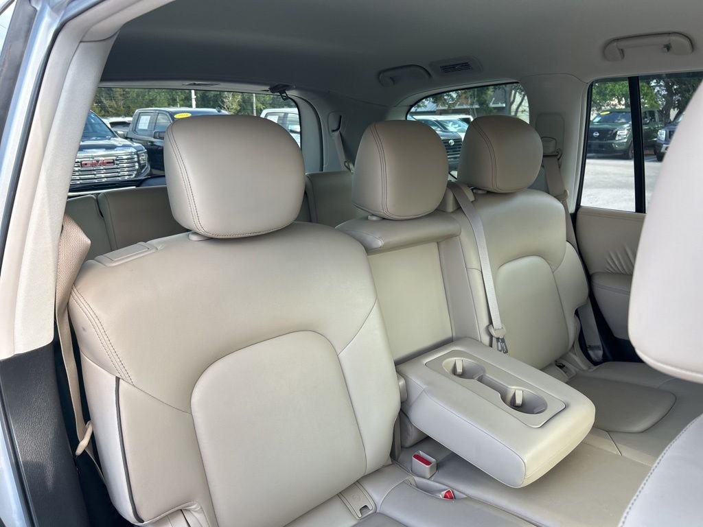 Used 2022 Silver Nissan SV image 49