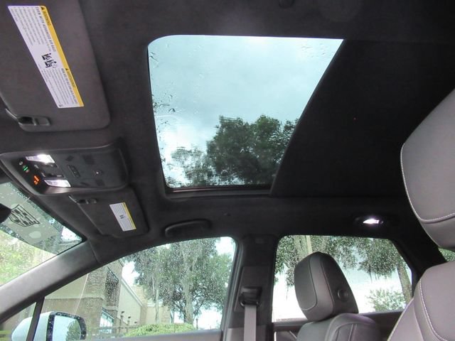 Certified Used 2024 Crystal White Tricoat Cadillac Sport image 18