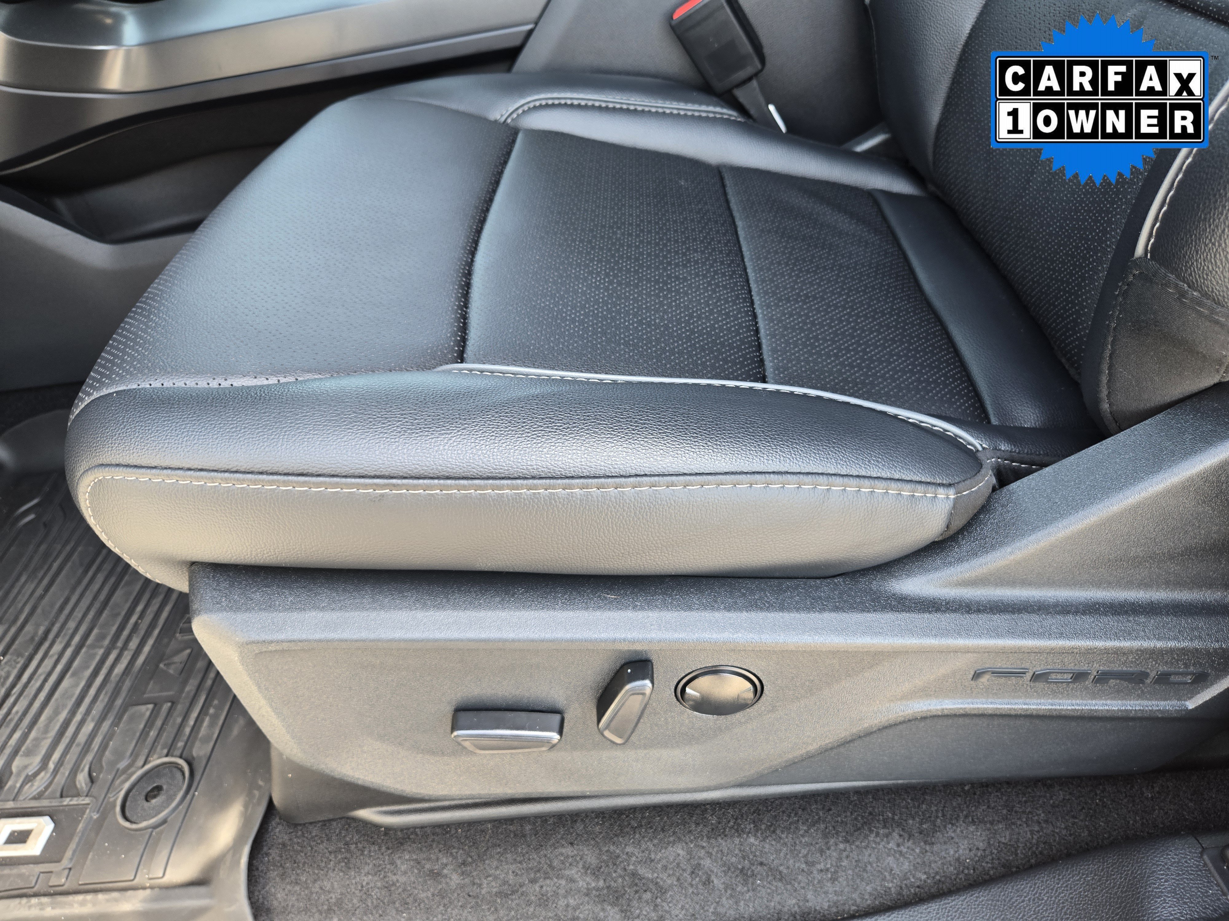 Certified Used 2026 Avalanche Ford Lariat image 21