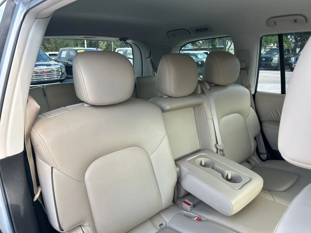 Used 2022 Brilliant Silver Metallic Nissan SV image 49