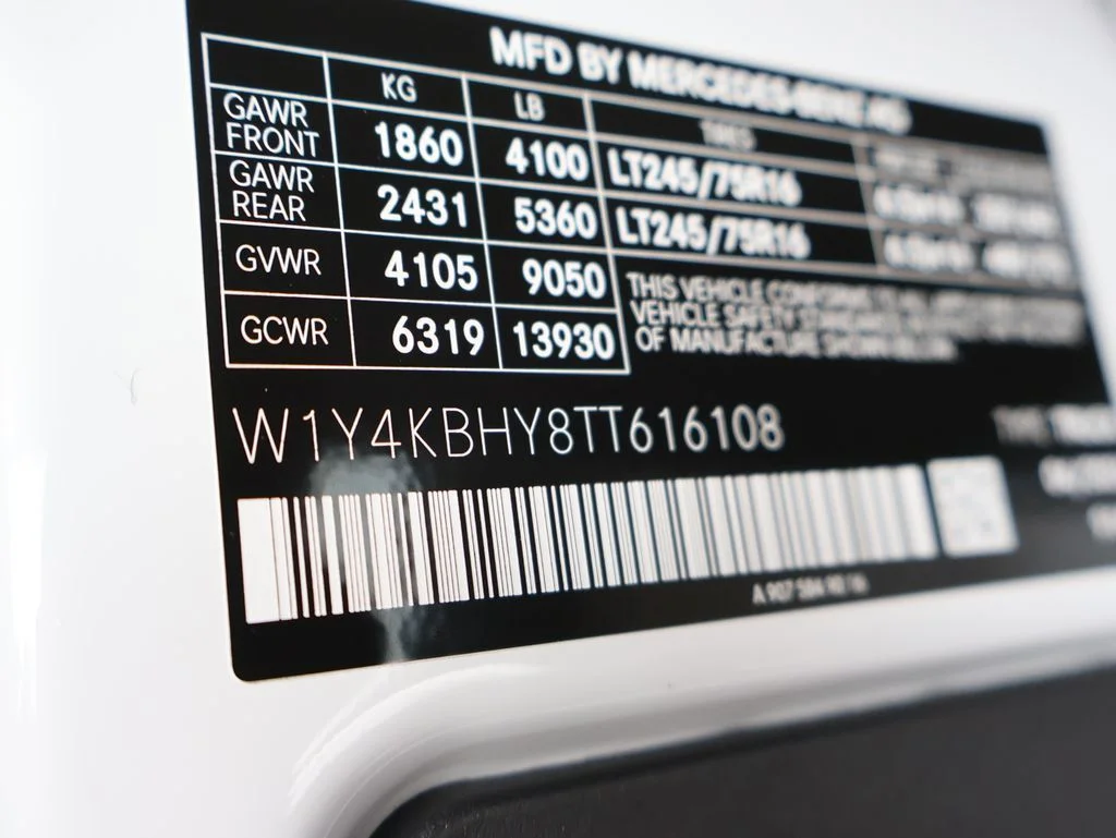 New 2026 Arctic White Mercedes-Benz Cargo 144 WB image 41