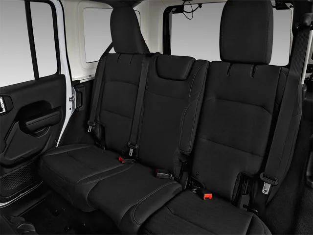 Used 2022 Black Clearcoat Jeep Unlimited Rubicon image 11