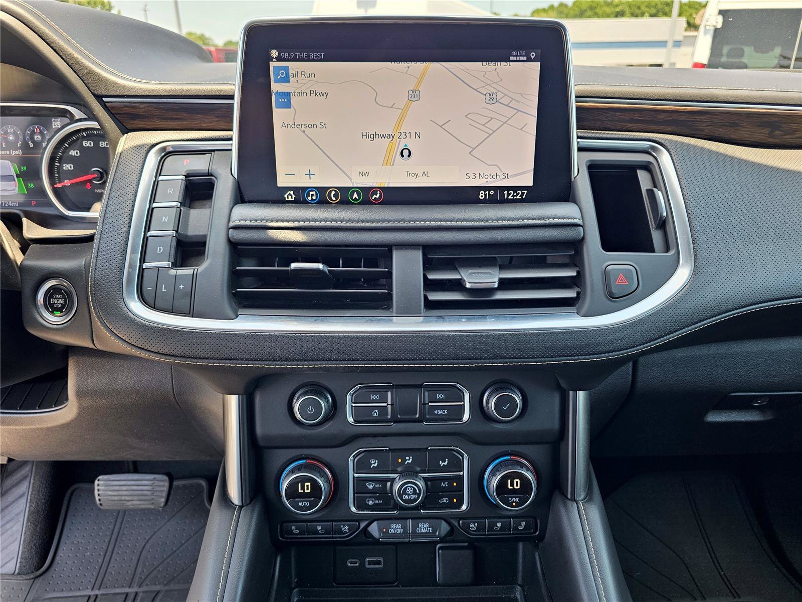 Used 2021 Shadow Gray Metallic Chevrolet Premier image 27