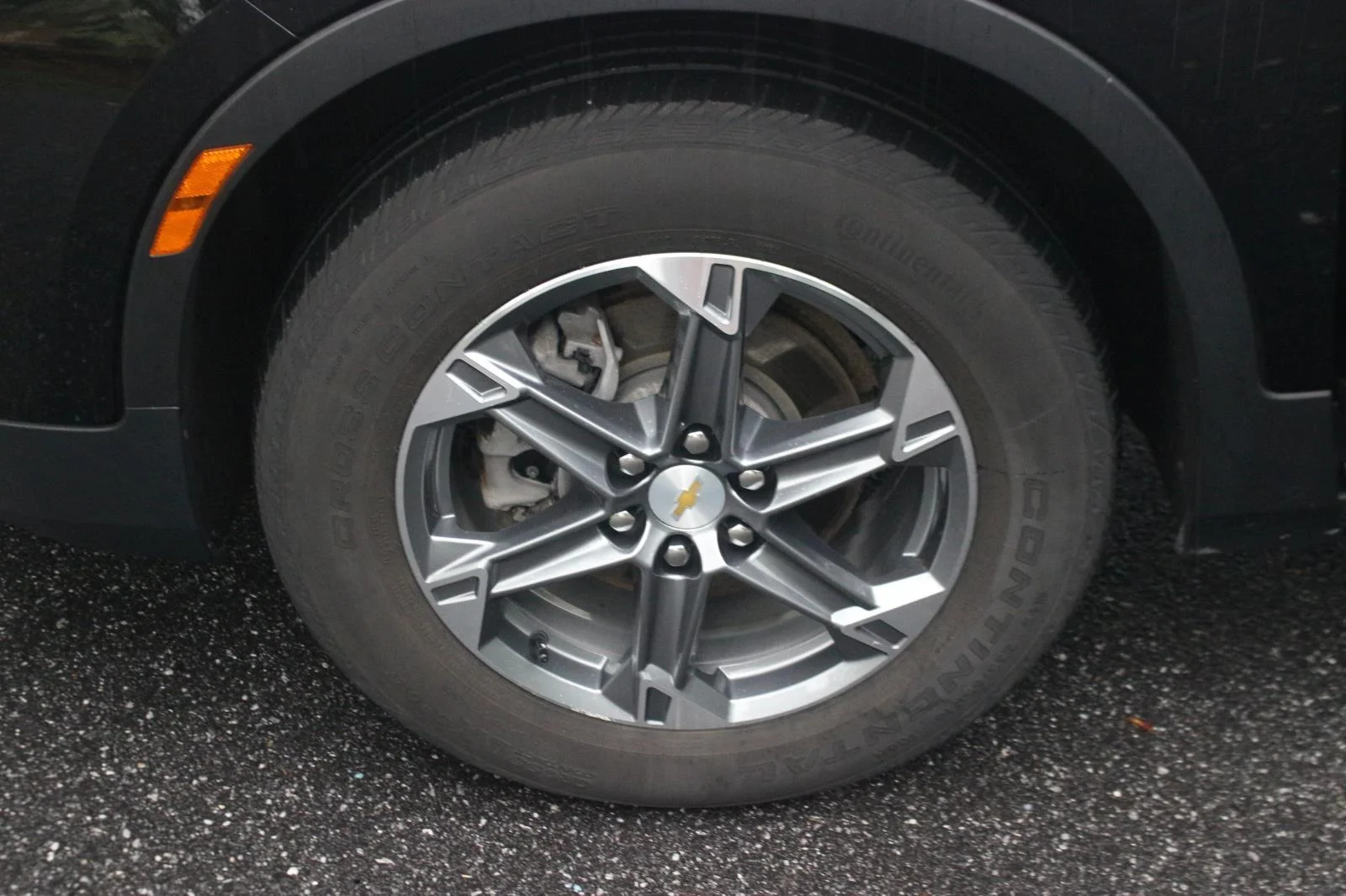 Used 2024 Black Chevrolet 2LT image 37