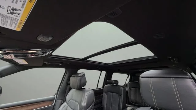 Used 2024 Black Jeep BASE image 19