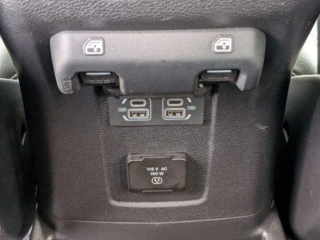 Used 2022 Bright White Cl Jeep Unlimited Rubicon image 12