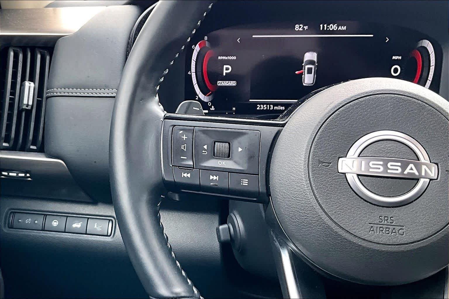 Used 2025 Super Black Nissan Platinum image 23
