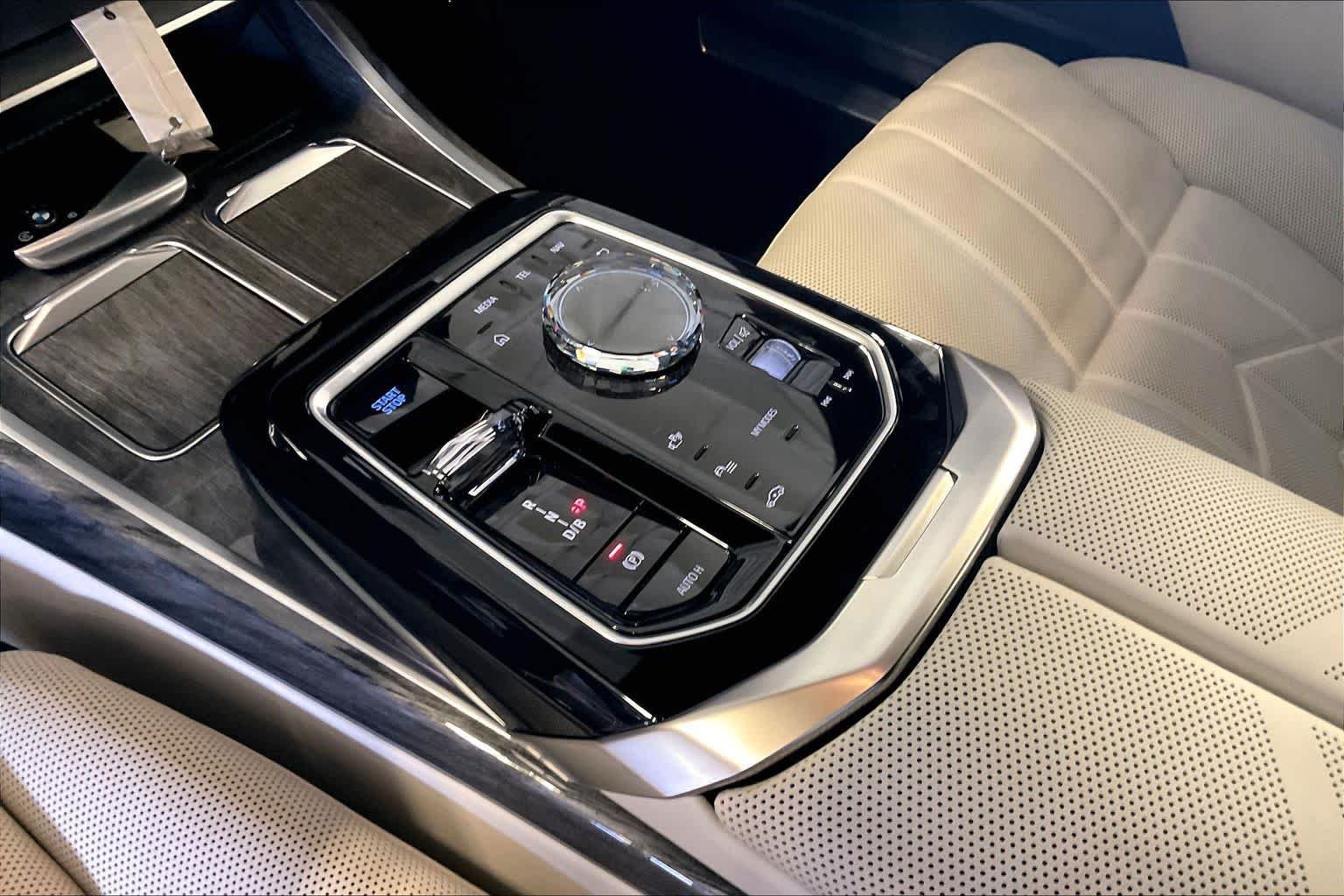 Used 2025 Mineral White Metallic BMW eDrive50 image 15