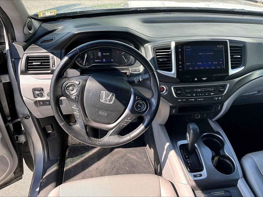 Used 2018 Gray Honda RTL-T image 17
