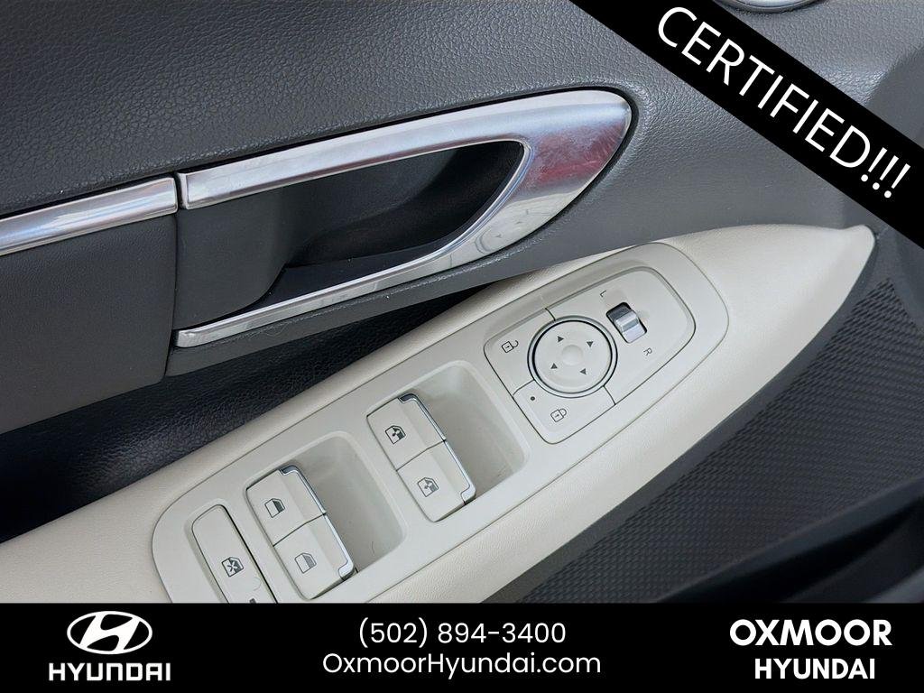 Used 2023 Ultimate Red Hyundai SEL image 18