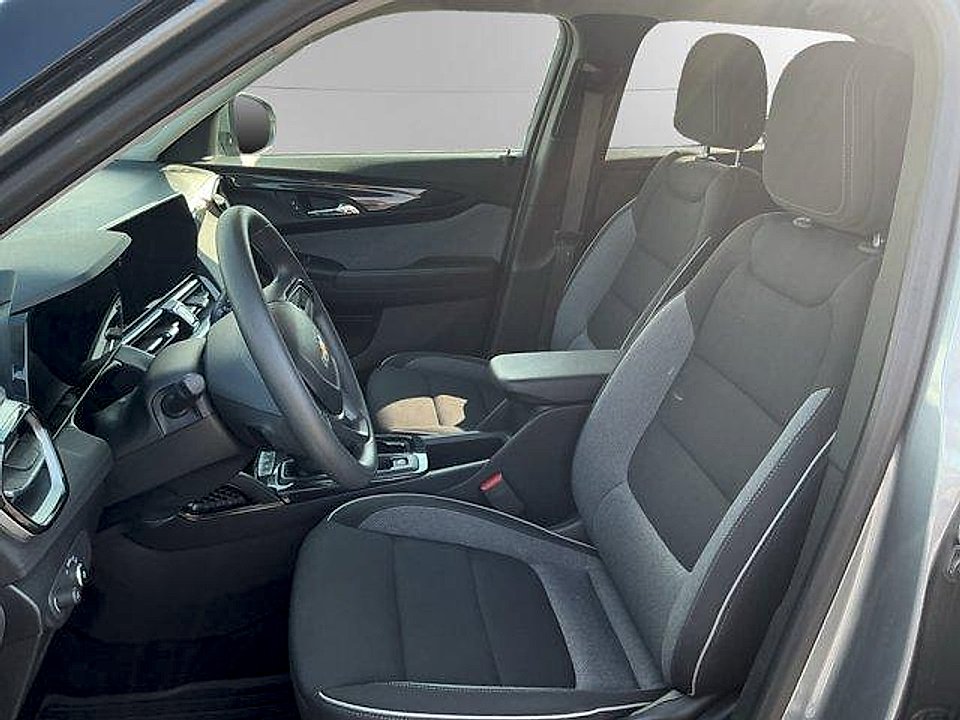 Used 2025 Sterling Gray Metallic Chevrolet AWD LT image 9