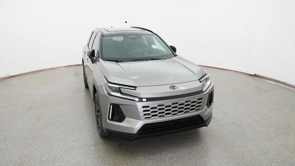 New 2026 Meteor Shower with Midnight Black Metallic roof Toyota XSE image 21