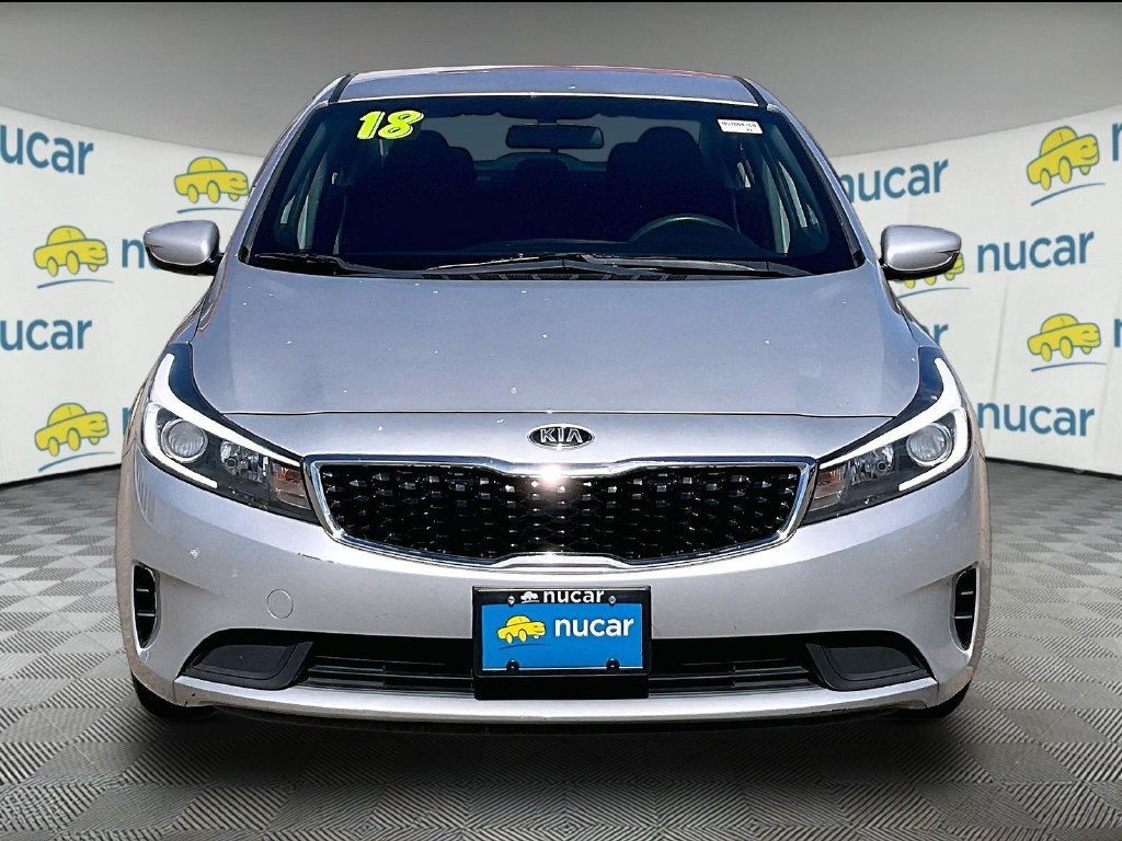 Used 2018 Silky Silver Kia LX image 2