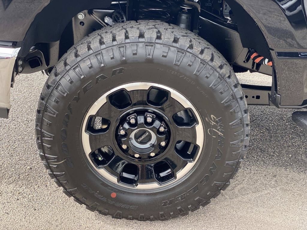 New 2026 Agate Black Metallic Ford F-250® XLT image 7