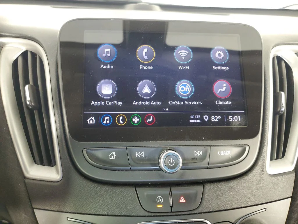 Used 2022 Silver Chevrolet LT image 20
