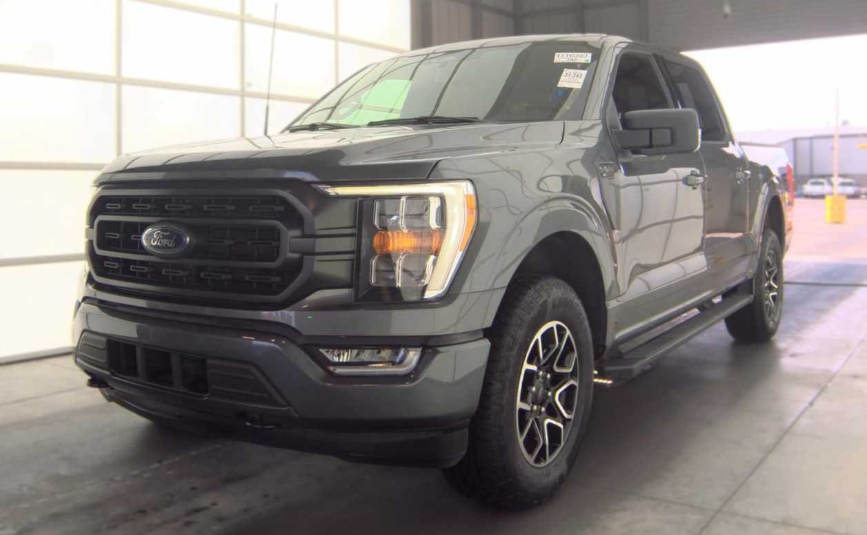 Used 2023 Carbonized Gray Metallic Ford XLT image 3