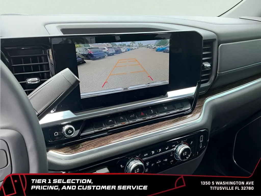 Used 2025 Onyx Black GMC Elevation image 37