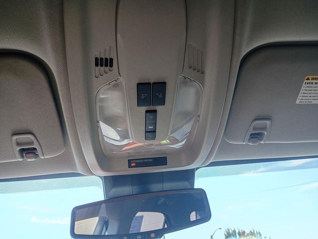 Used 2016 Silver Ice Metallic Chevrolet LS image 17