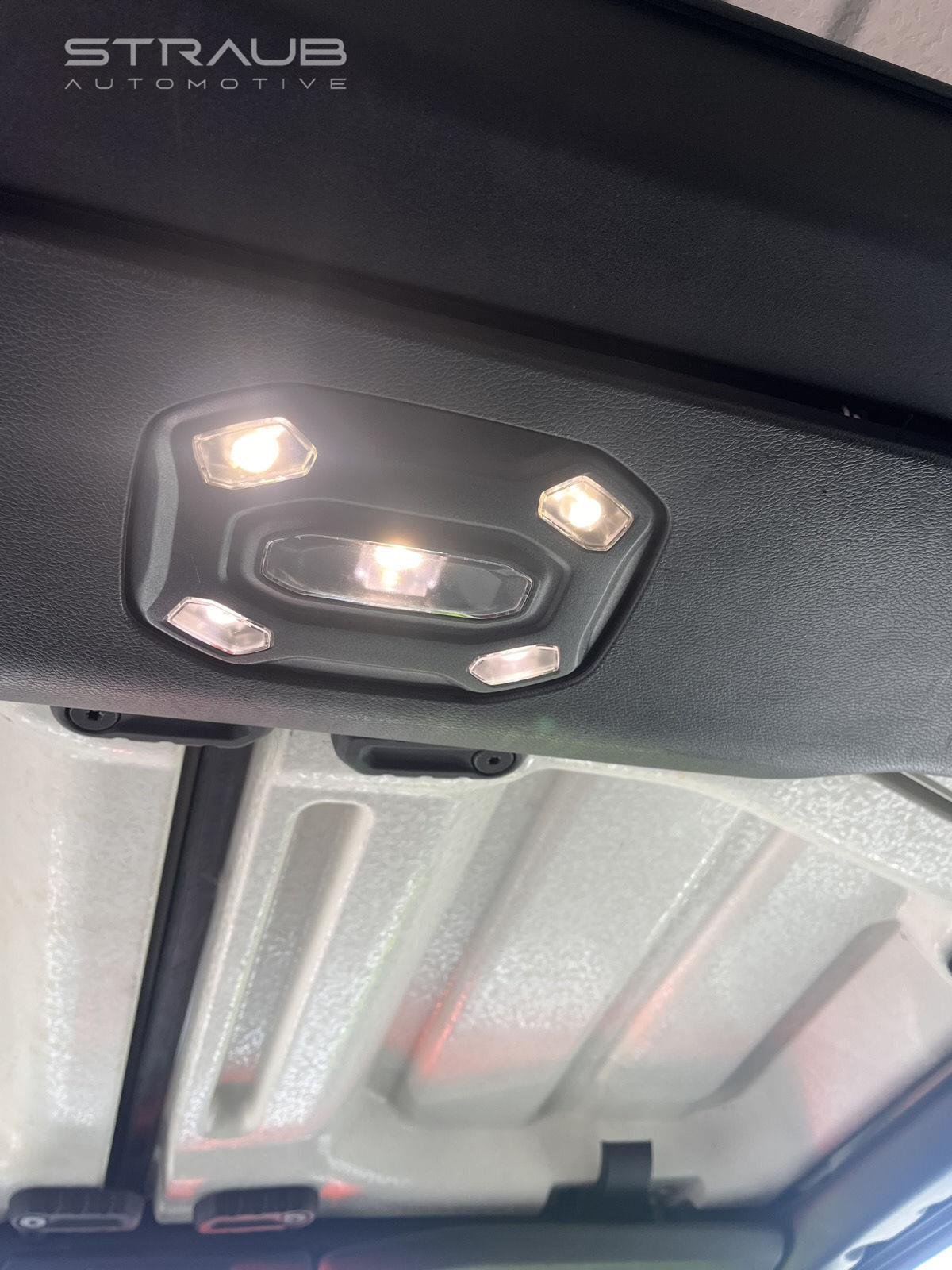 Used 2021 Sting-Gray Clearcoat Jeep Unlimited Rubicon image 31