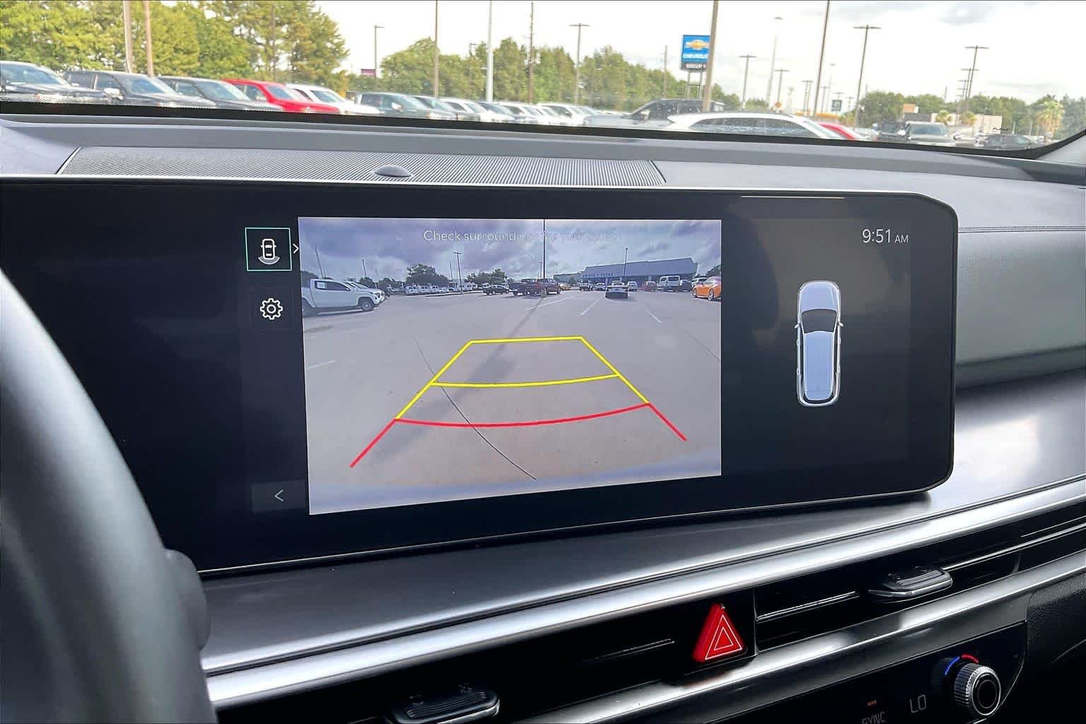 2025 Kia Sorento S - Photo 29