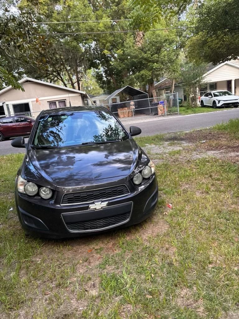 Used 2013 Brown Chevrolet LS image 8