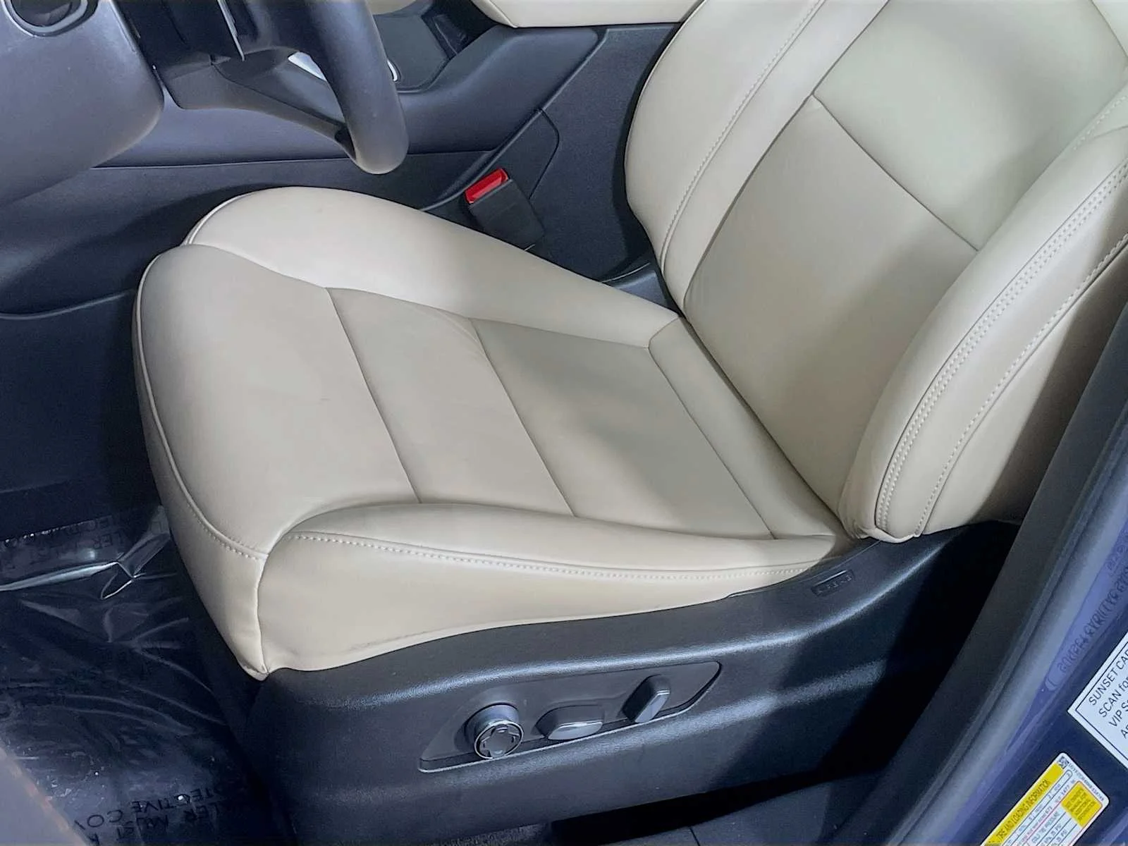 Certified Used 2024 Midnight Sky Metallic Cadillac FWD Premium Luxury image 17