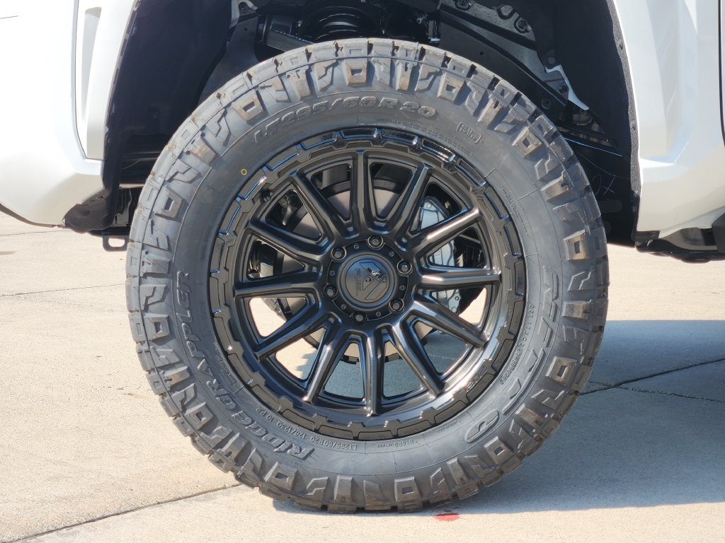 New 2026 Ice Cap Toyota  SR5 image 10