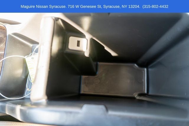 Used 2016 Green GMC SLT image 35