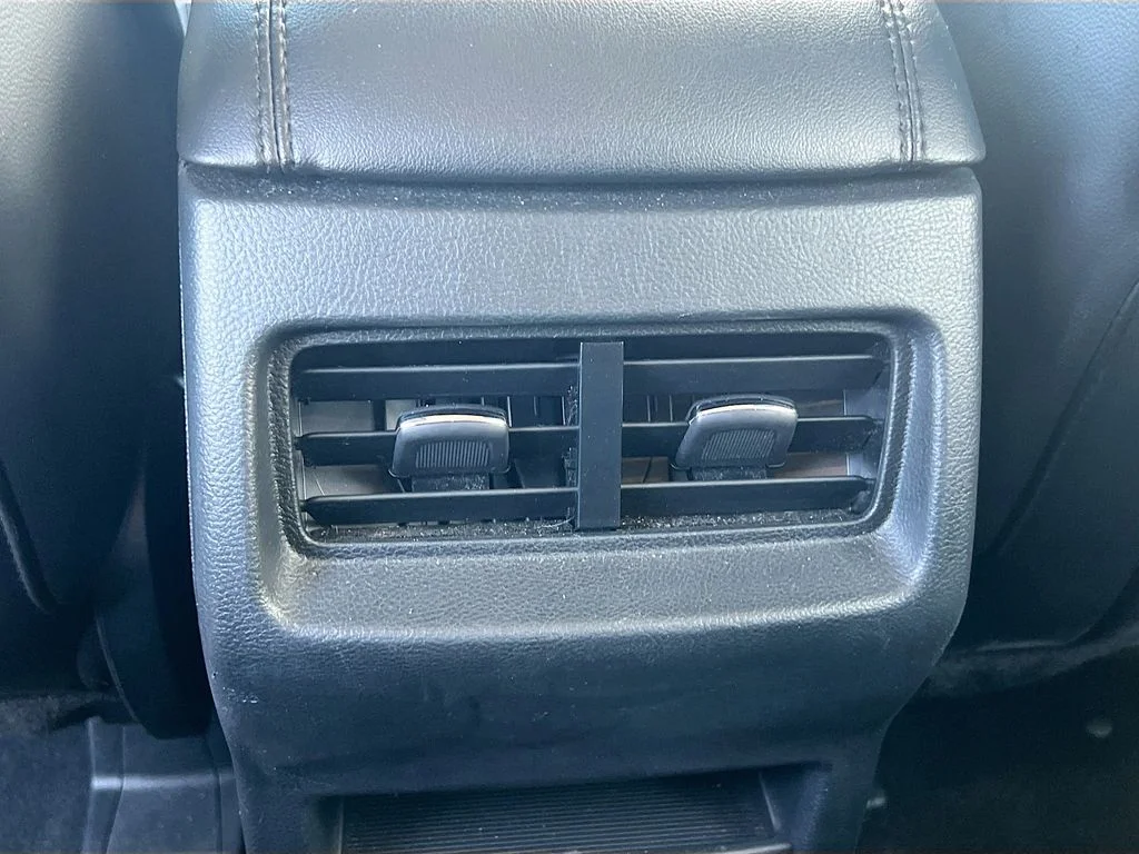2024 Ford Edge SEL - Photo 29