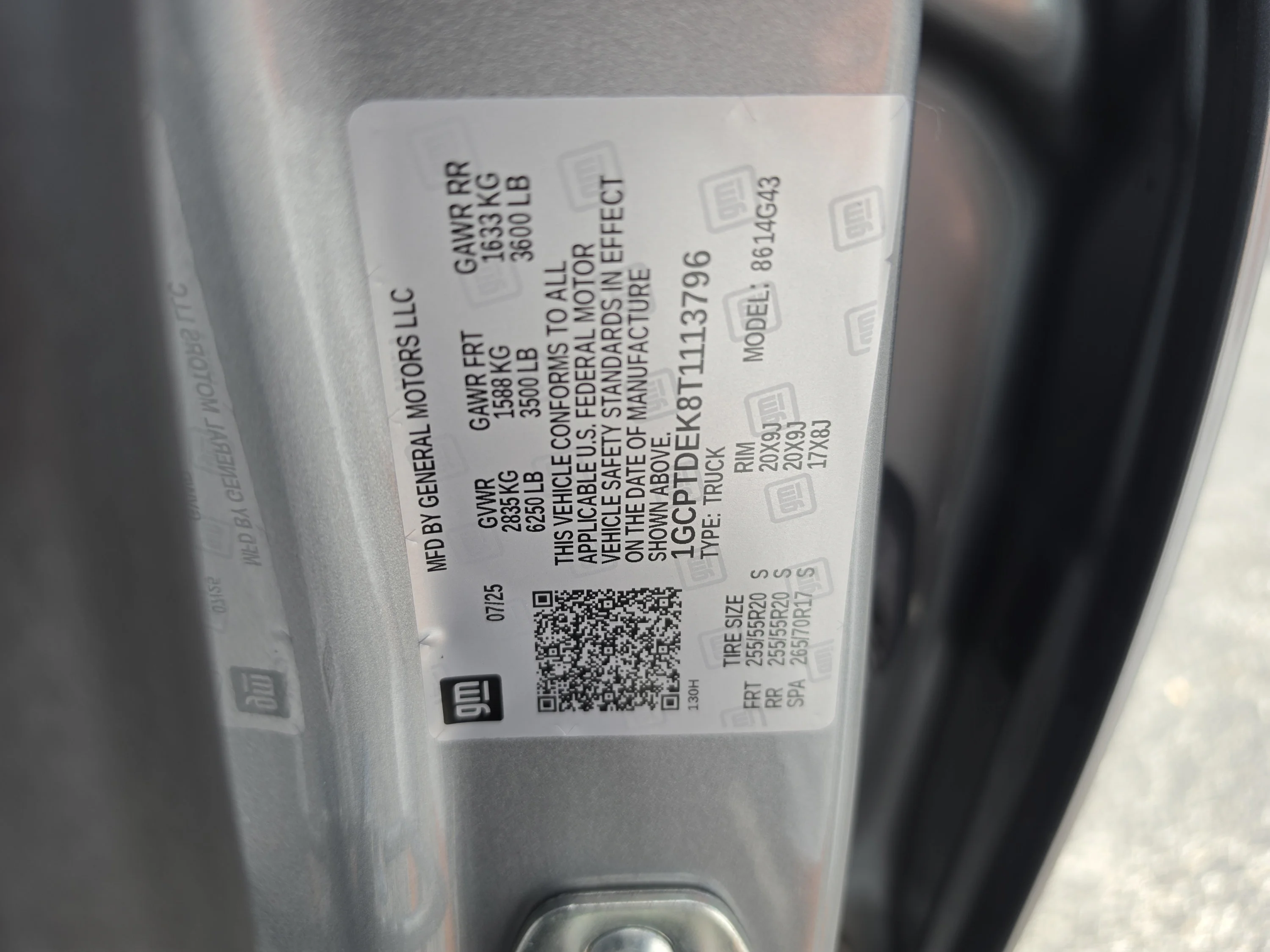 Used 2026 Sterling Gray Metallic Chevrolet 4WD Z71 image 42