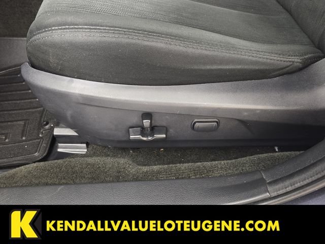 Used 2013 Gray Subaru 2.5i Premium image 23