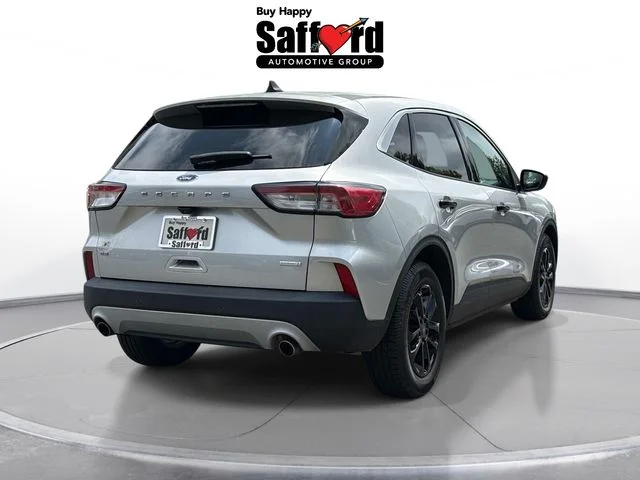 Used 2020 Silver Ford SE image 8