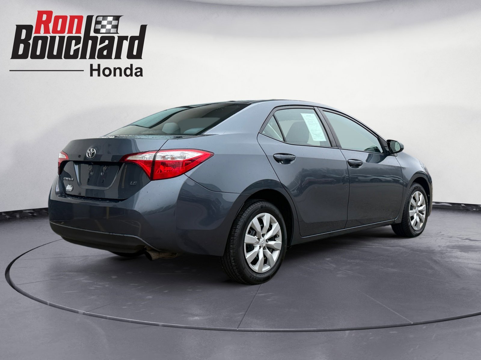 Used 2015 Toyota Corolla LE with VIN 2T1BURHE6FC257826 for sale in Lancaster, MA