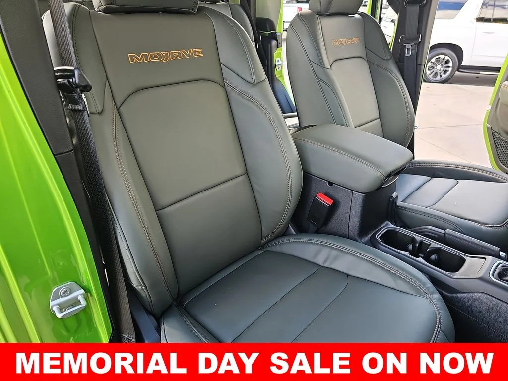 2025 Jeep Gladiator Mojave - Photo 10
