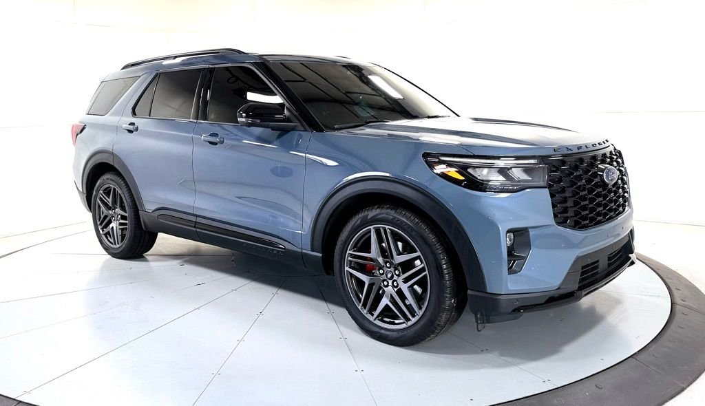 2025 Ford Explorer ST 4WD (PL535)'s photo