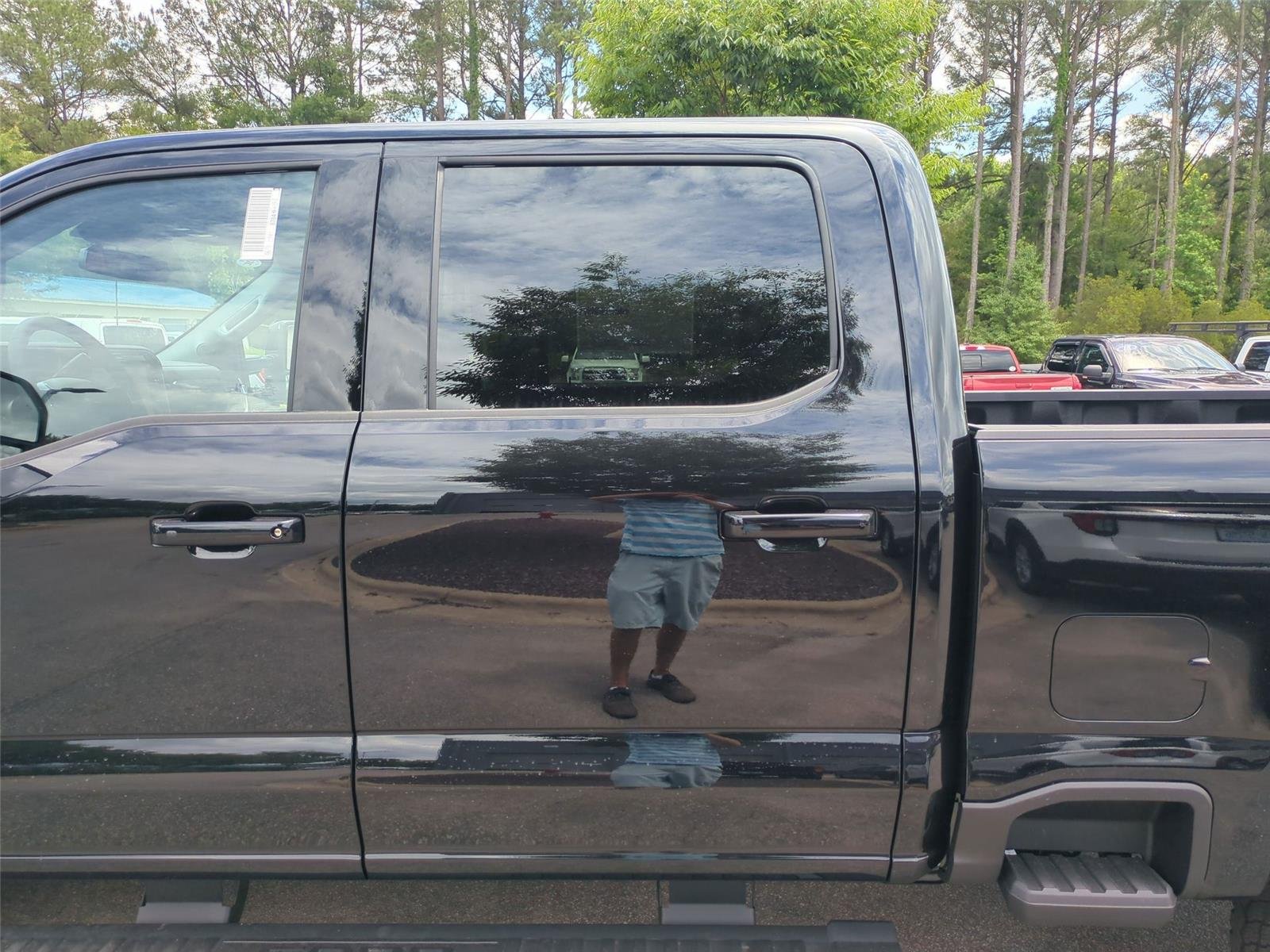New 2026 Agate Black Metallic Ford F-250® Lariat® image 32