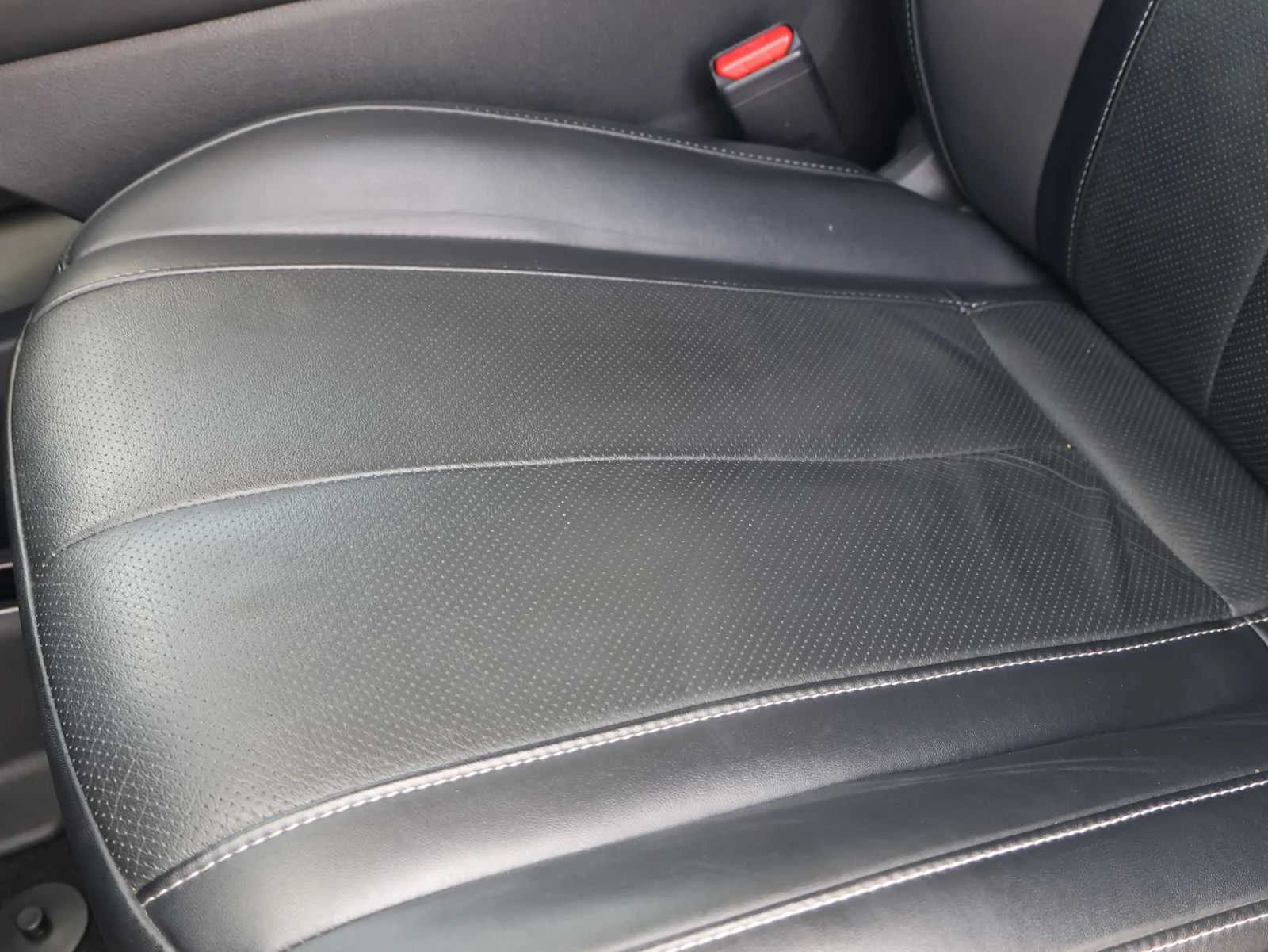Certified Used 2023 Mineral Black INFINITI PURE image 20
