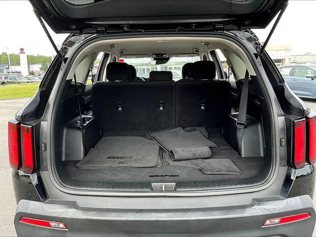 Certified Used 2022 Black Kia LX image 26