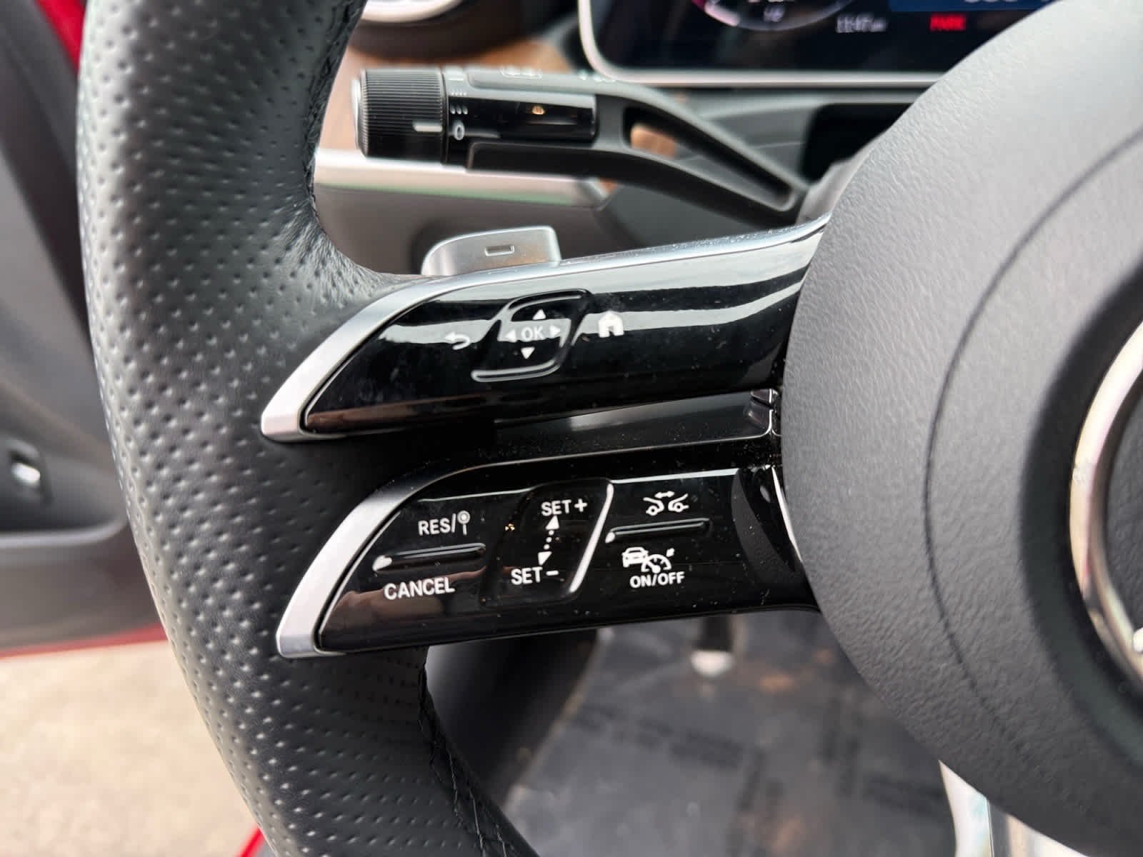 2025 Mercedes-Benz C-Class Sedan C 300 - Photo 21