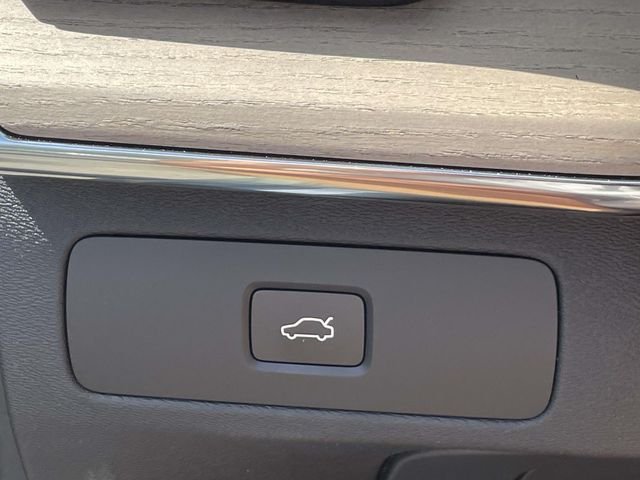 New 2027  Volvo  image 34
