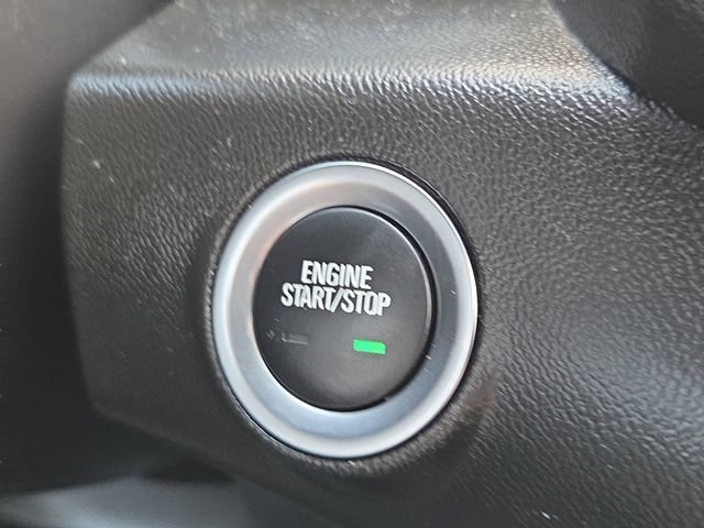Used 2024 Summit White GMC SLT image 17